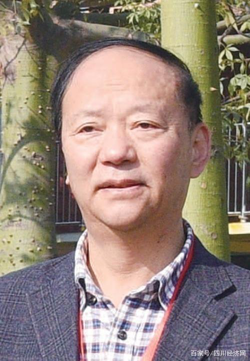 文化传承透酒香 文化名人畅谈川酒