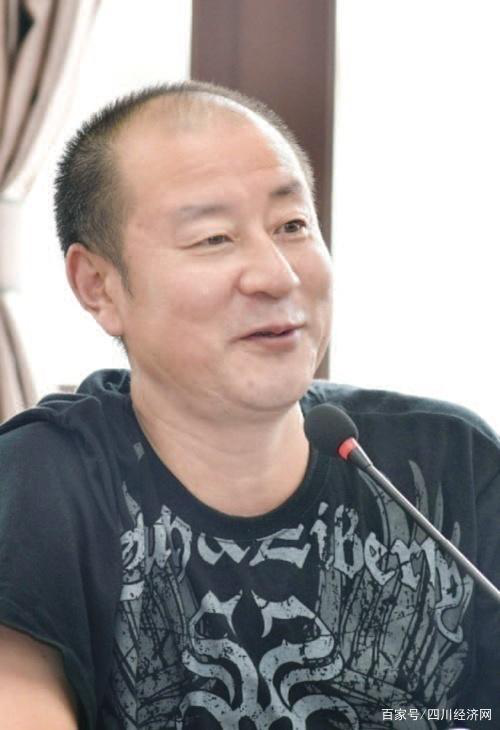 文化传承透酒香 文化名人畅谈川酒