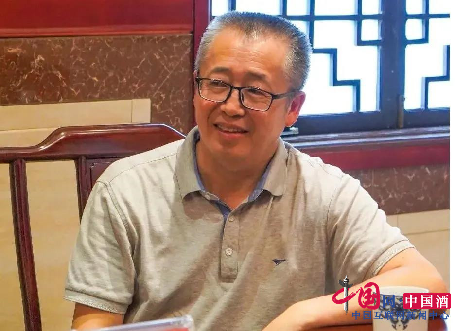 “打好文化牌，做好酒产业”研讨会在宜宾双坊古酒楼举行