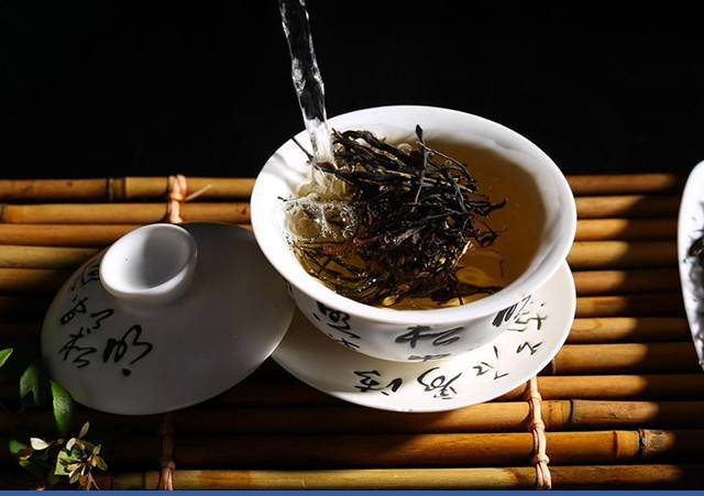 饮茶不等于喝酒 这些忌讳需知道