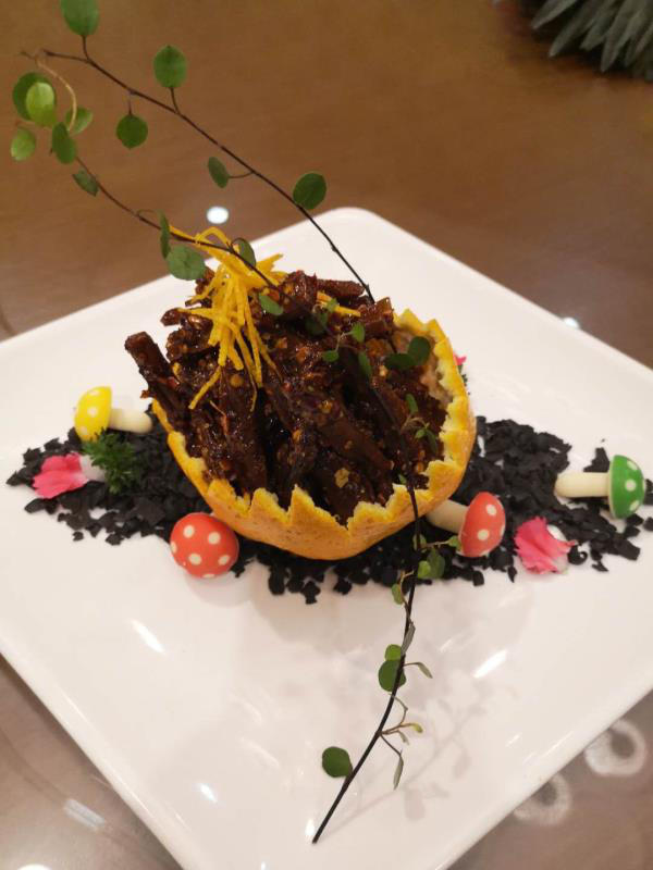 “川菜烹饪名师”——张应