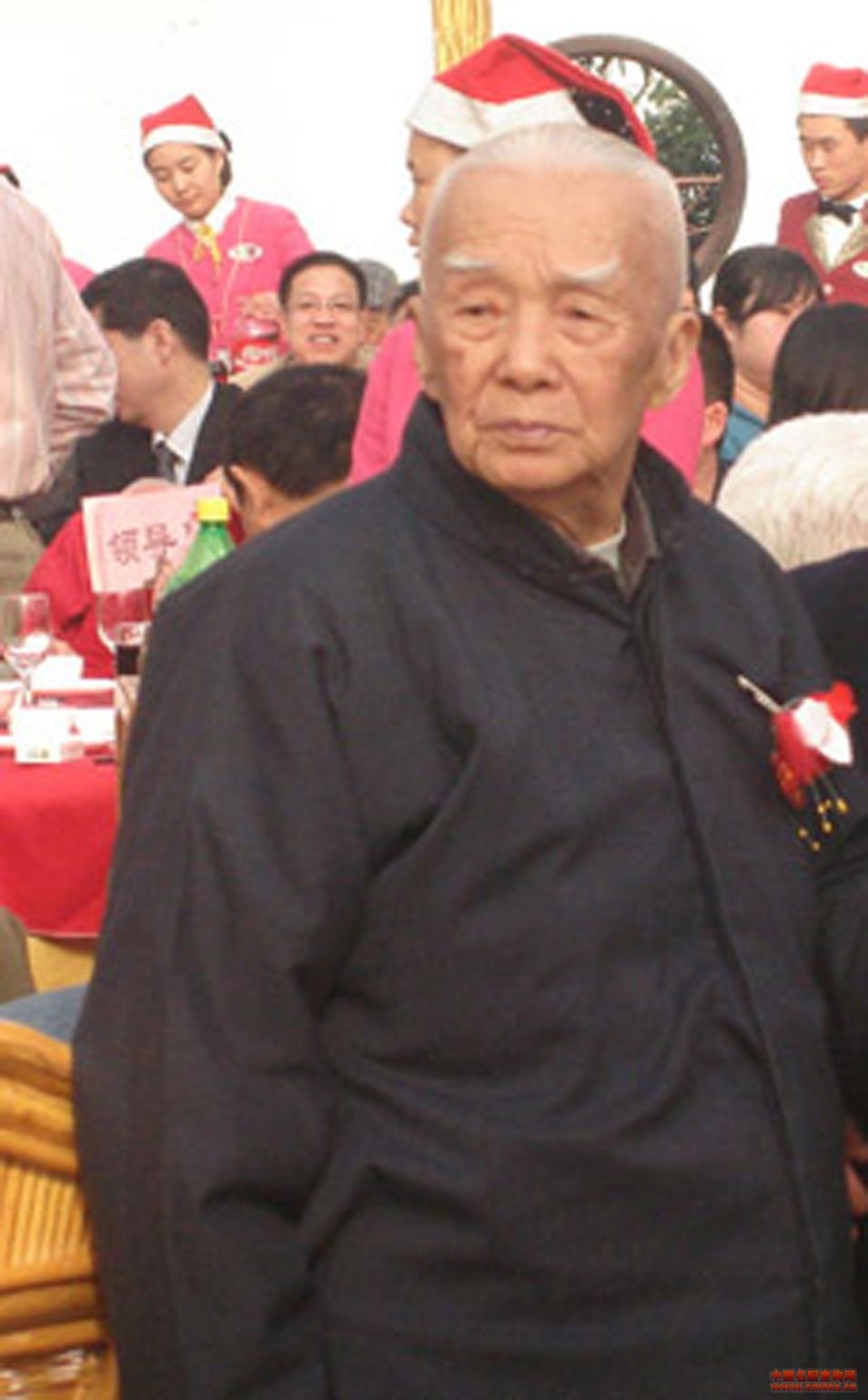 伍钰盛：国宝级川菜泰斗 