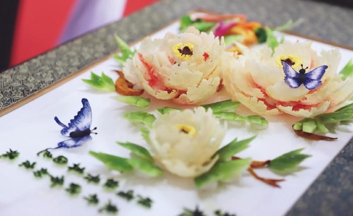 雷先华：富贵花开万重锦