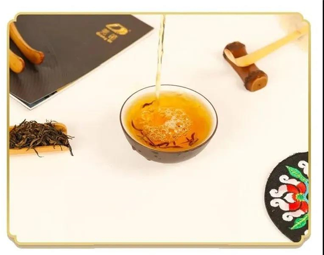 国家级羌族文化生态保护区|羌族罐罐茶：妙法烹制，色泽清透