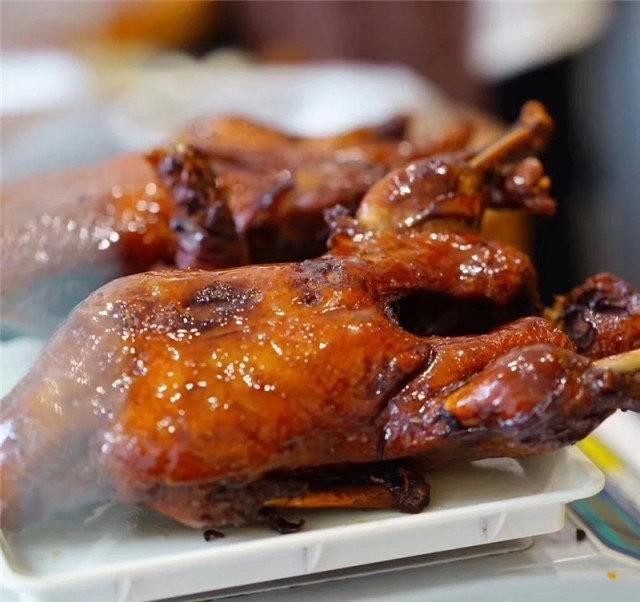 嘉州美食文化节来了！寻找“超级锦鲤”全城宠爱