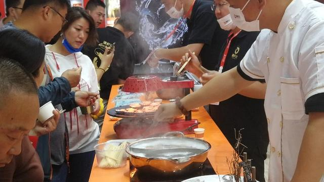 成都火锅展 烫涮食材一网打尽