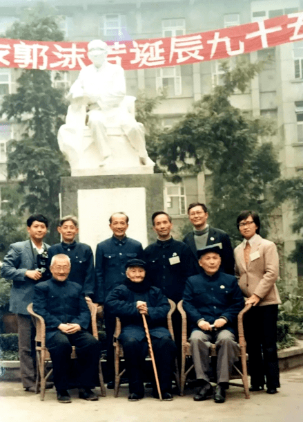 乐山白宰鸡里的江湖