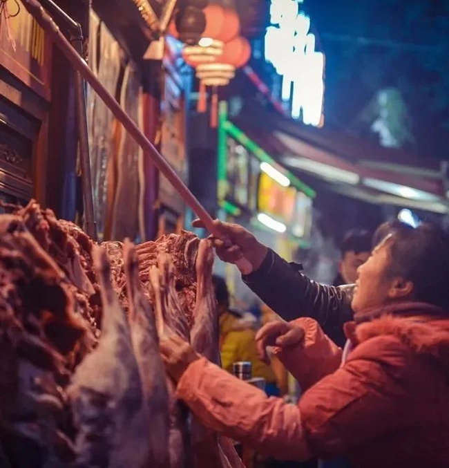 mie~~成都最多的羊就在这条gai！