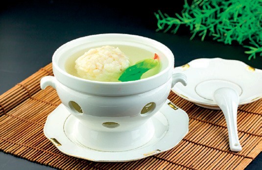 泸州创新河鲜菜——江团狮子头