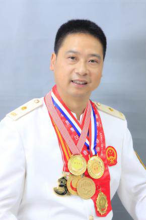 江油“诗城工匠”林岚