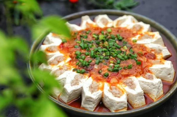 香飘四方的罗泉豆腐